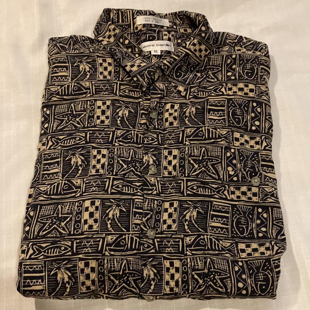 Mens short sleeve Hawaiian shirt, excellent condition